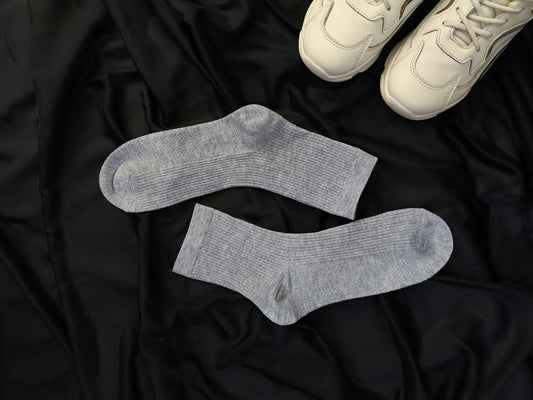 From Dubai to the Alps: How to Choose the Right Socks for Winter Climate