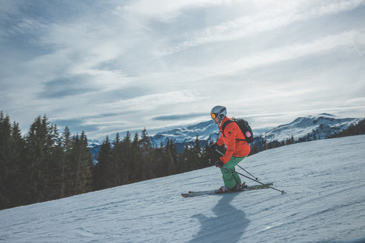 A Layering Guide for Skiing in French Alps