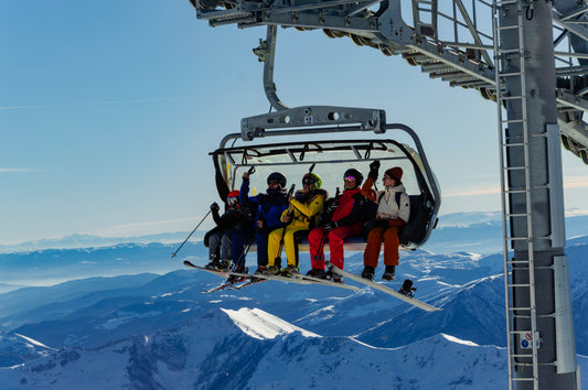 Photo of people skiing in Georgia by Alexander Fadeev