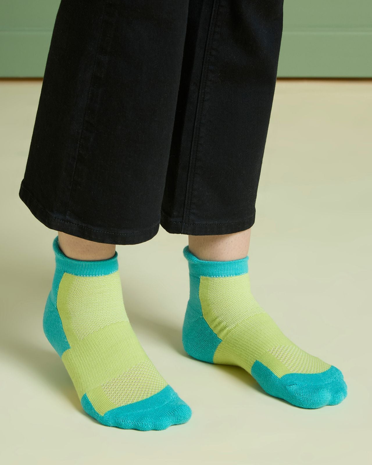 Ankle Length Technical Cushioned Socks For Women