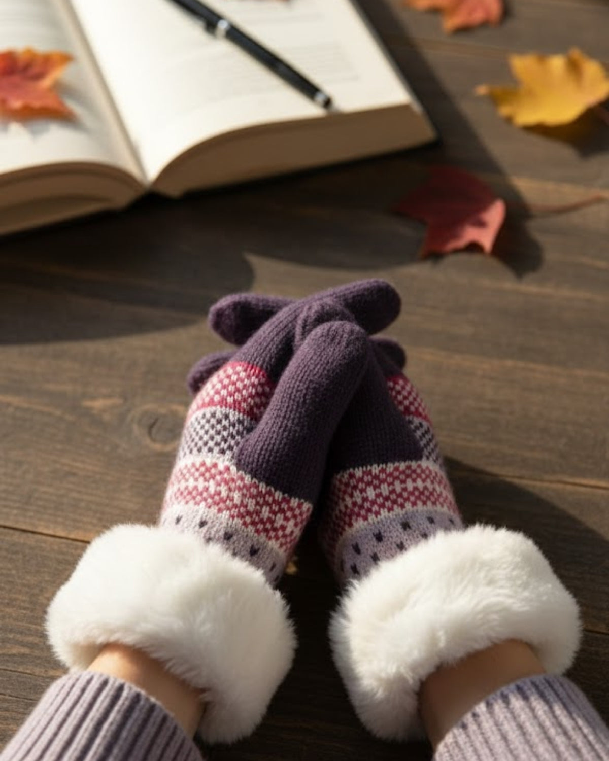 Women’s  Heart Motif Fleece Lined Gloves