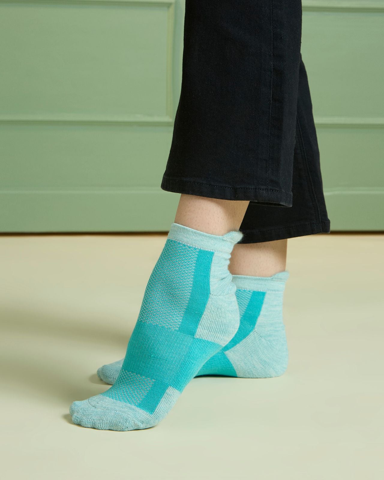 Ankle Length Technical Cushioned Socks For Women