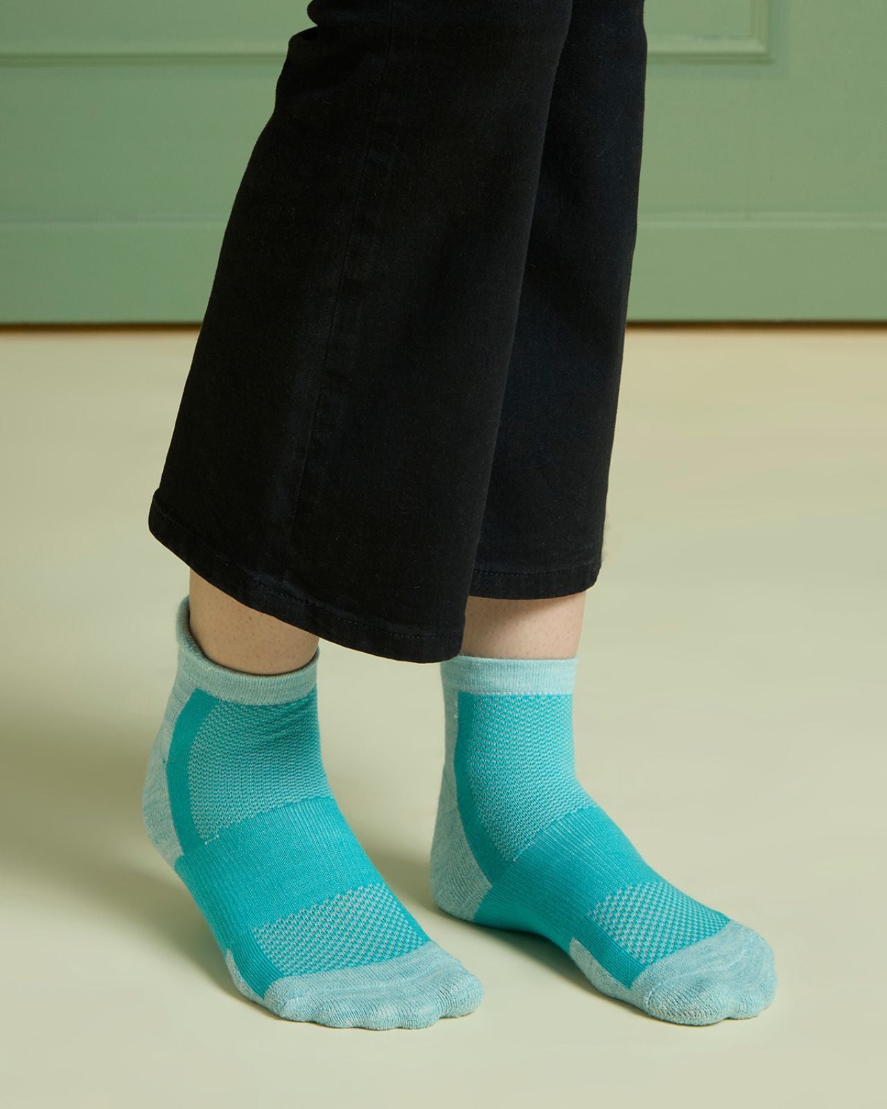 Ankle Length Technical Cushioned Socks For Women