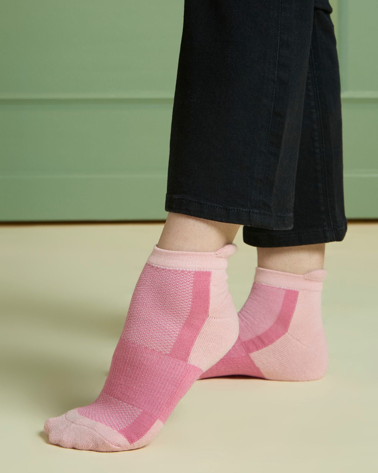 Ankle Length Technical Cushioned Socks For Women