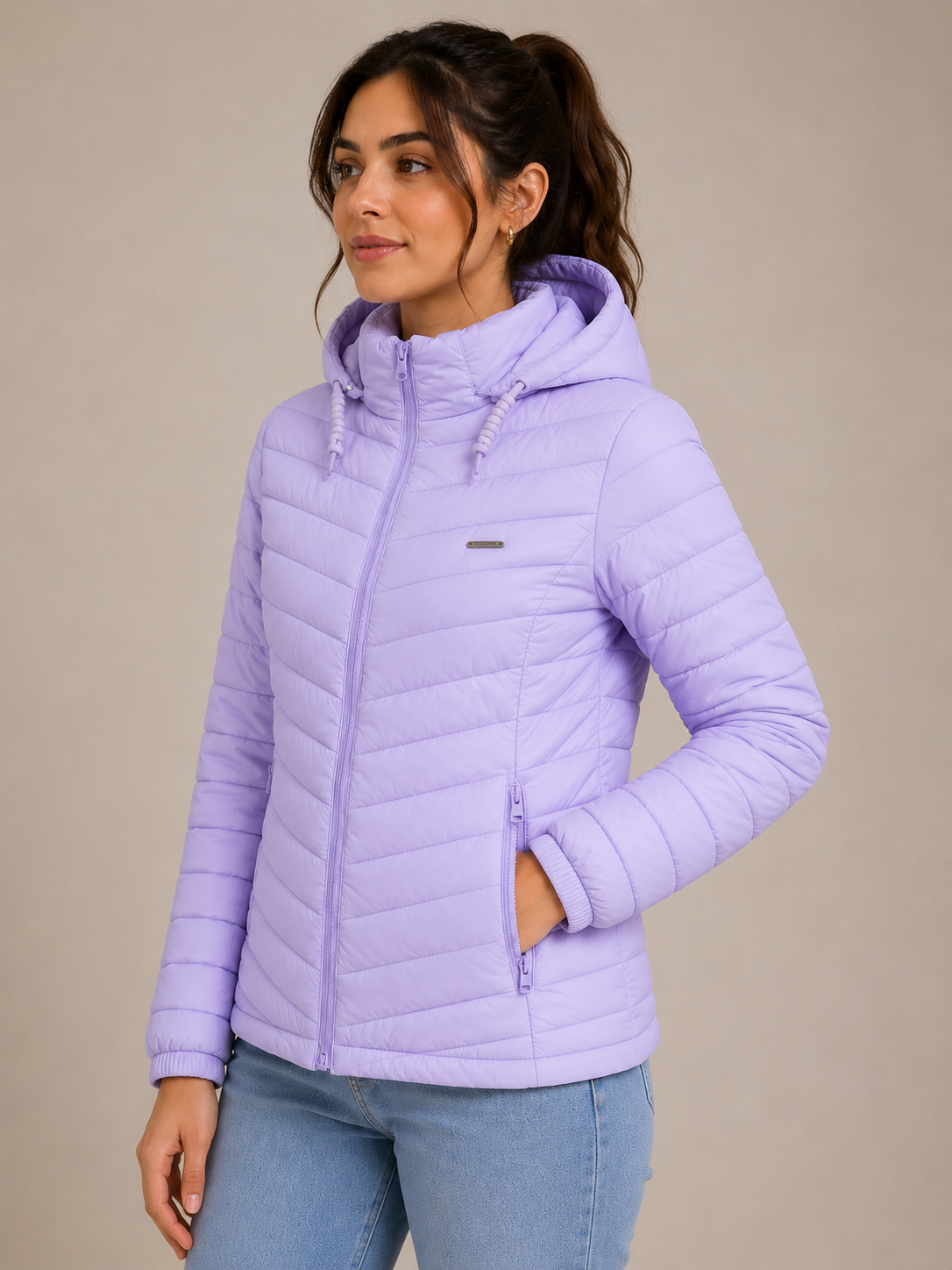 Lightweight Packable Puffer Jacket For Women Rental