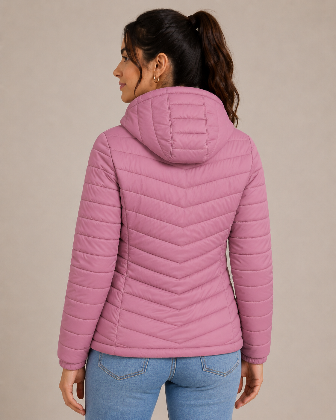 Lightweight Packable Puffer Jacket For Women Rental