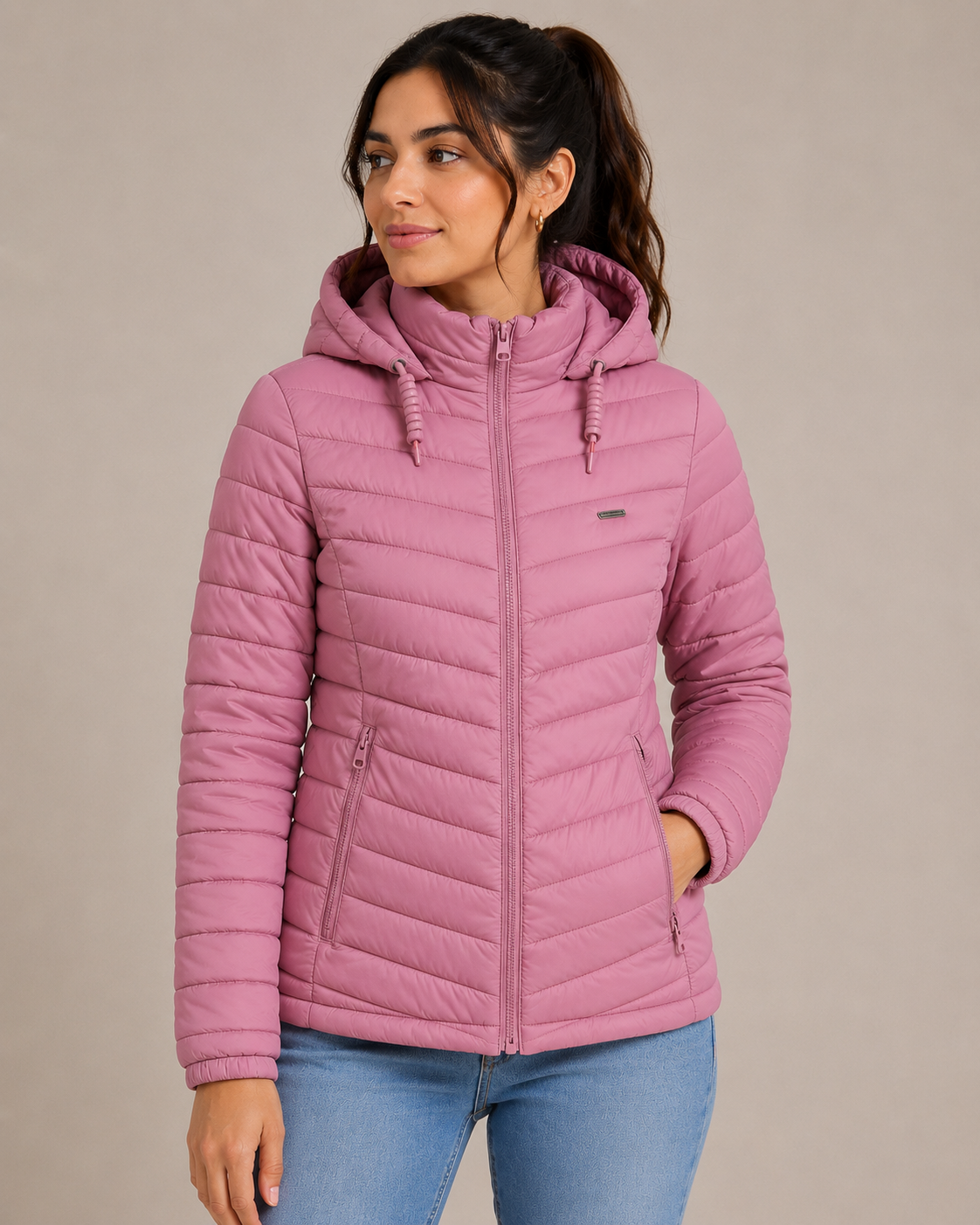 Lightweight Packable Puffer Jacket For Women Rental
