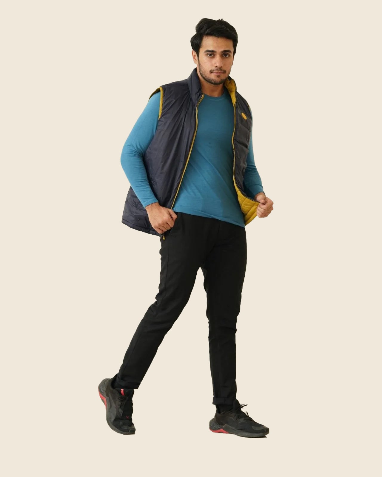 Sleeveless Reversible Puffer Jacket For Men