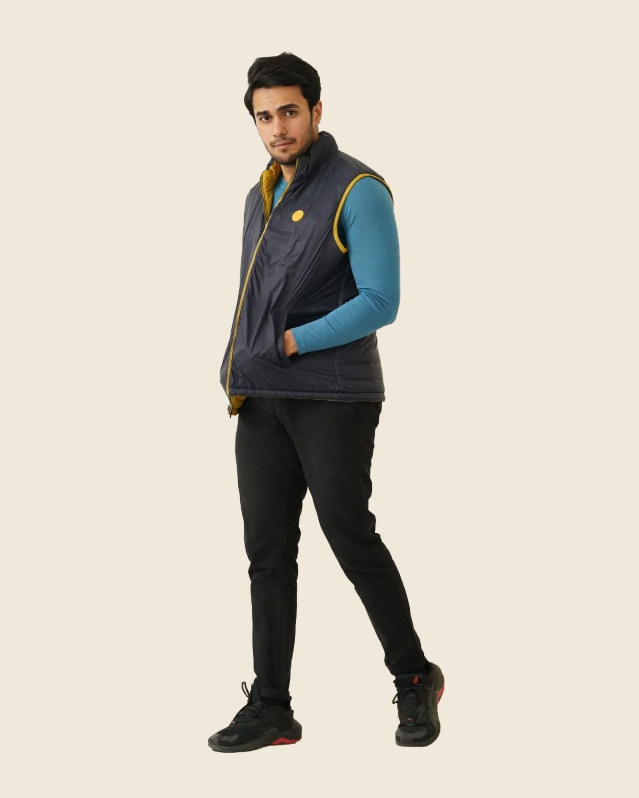 Sleeveless Reversible Puffer Jacket For Men