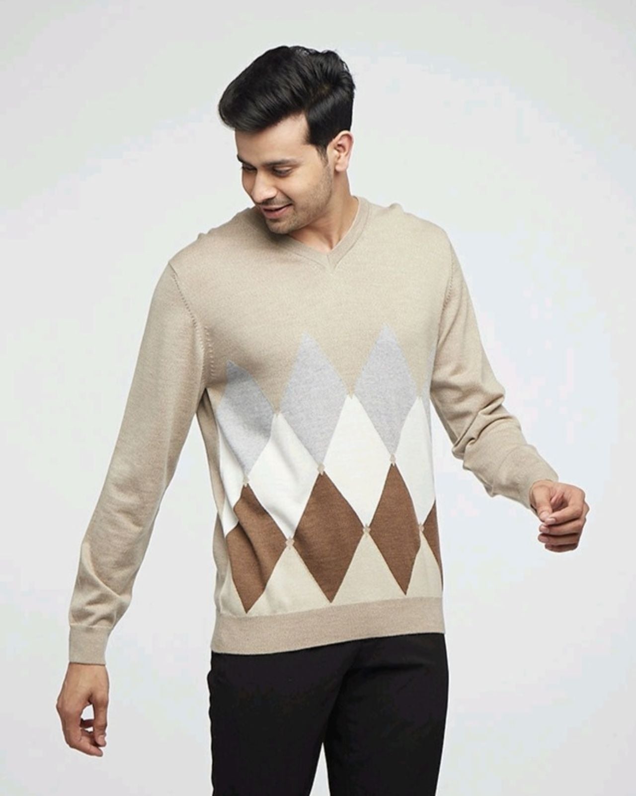 Merino Wool Monte Carlo V-Neck Fashion Sweater For Men