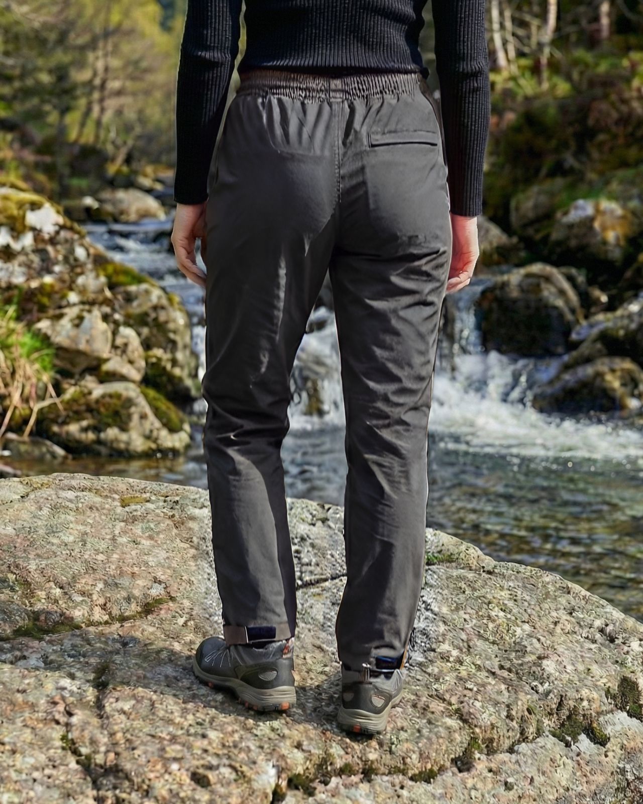 Women's Waterproof Mountaineering Snow Pants Rental